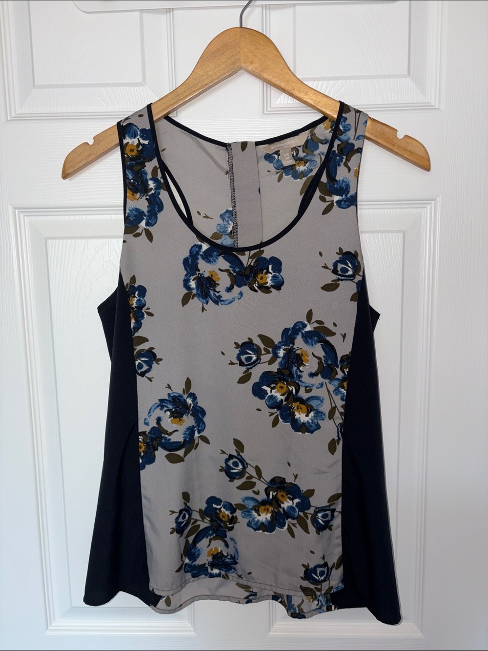 Banana Republic Floral Panel Sleeveless Camisole in Gray, Navy & Blue